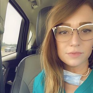 Meet your Posher, Kristen